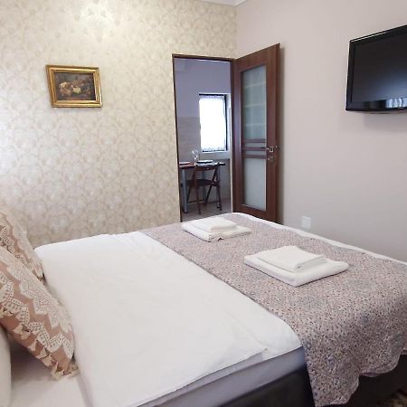 Laroka House Arty And Cosy Studio Universitate Center Bucharest Luaran gambar
