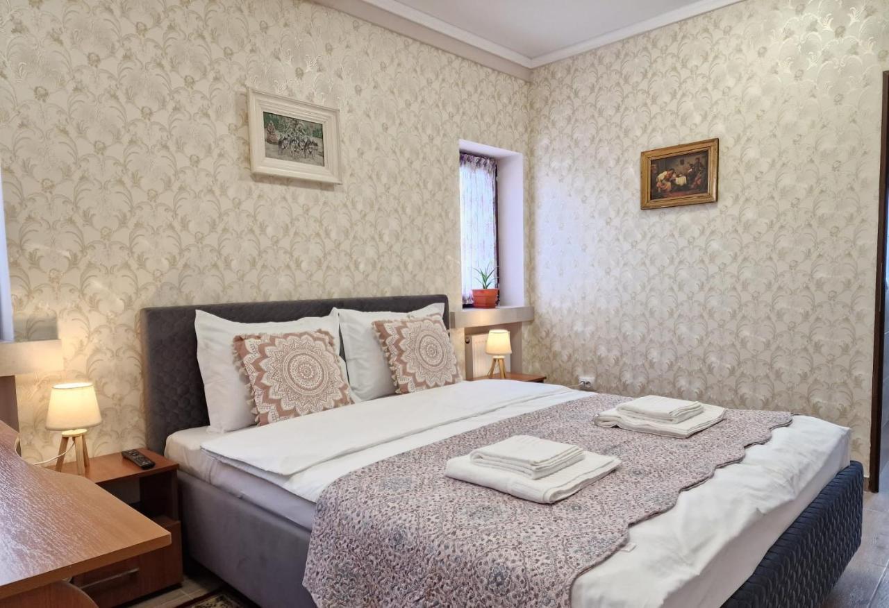 Laroka House Arty And Cosy Studio Universitate Center Bucharest Luaran gambar