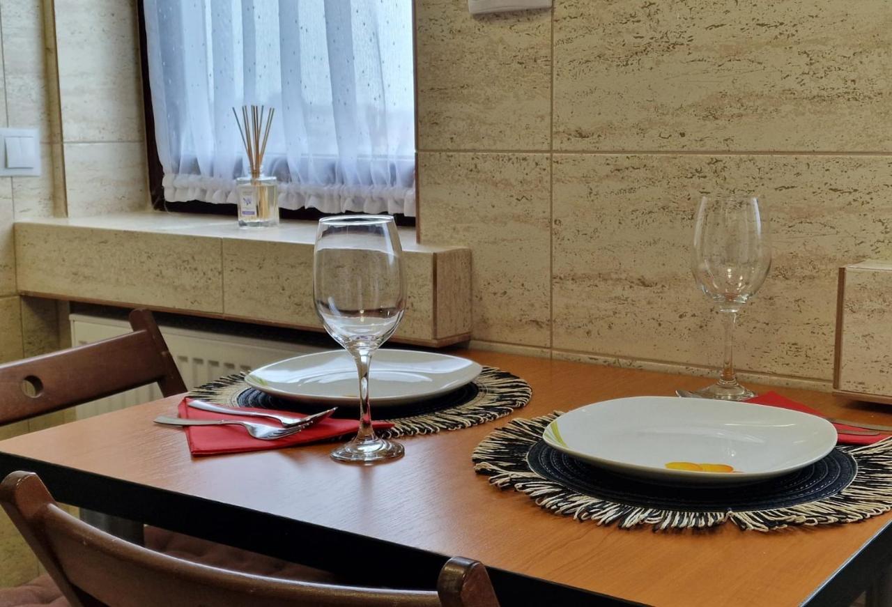 Laroka House Arty And Cosy Studio Universitate Center Bucharest Luaran gambar