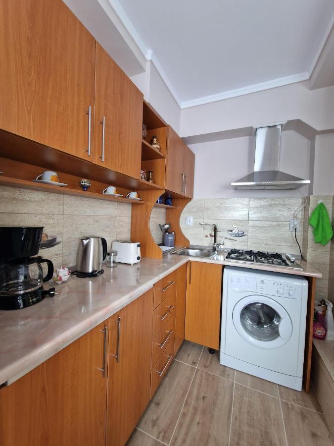 Laroka House Arty And Cosy Studio Universitate Center Bucharest Luaran gambar